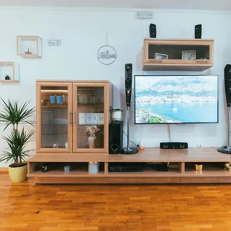 Kristina Apartment *